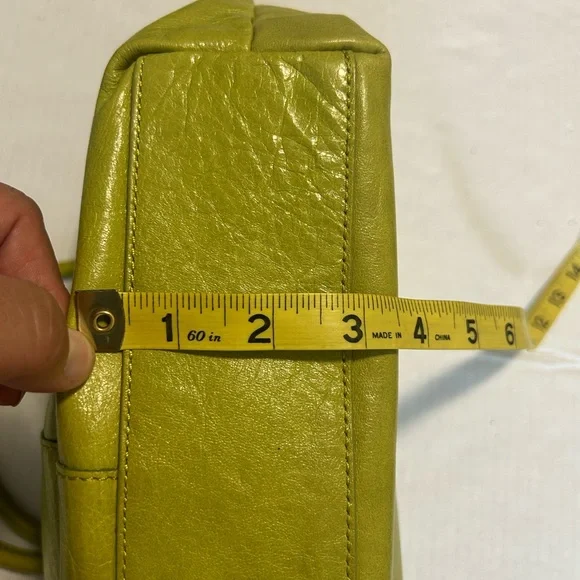 CLAUDIA FIRENZE bright Green Spacious inside medium bag / tote . Italy - Picture 8 of 15